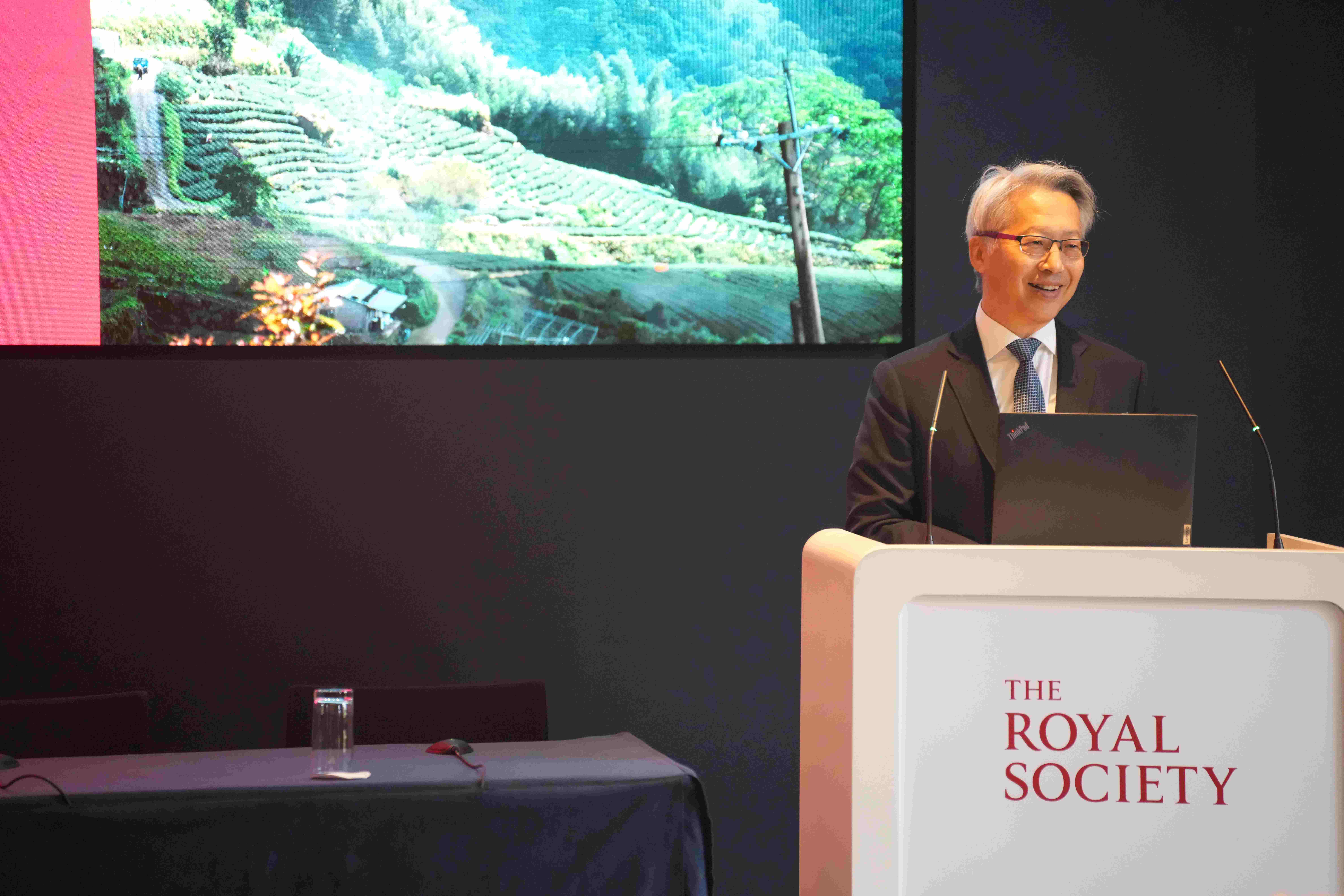 Academia Sinica President James C. Liao delivers a speech. Photo credit: Academia Sinica.
